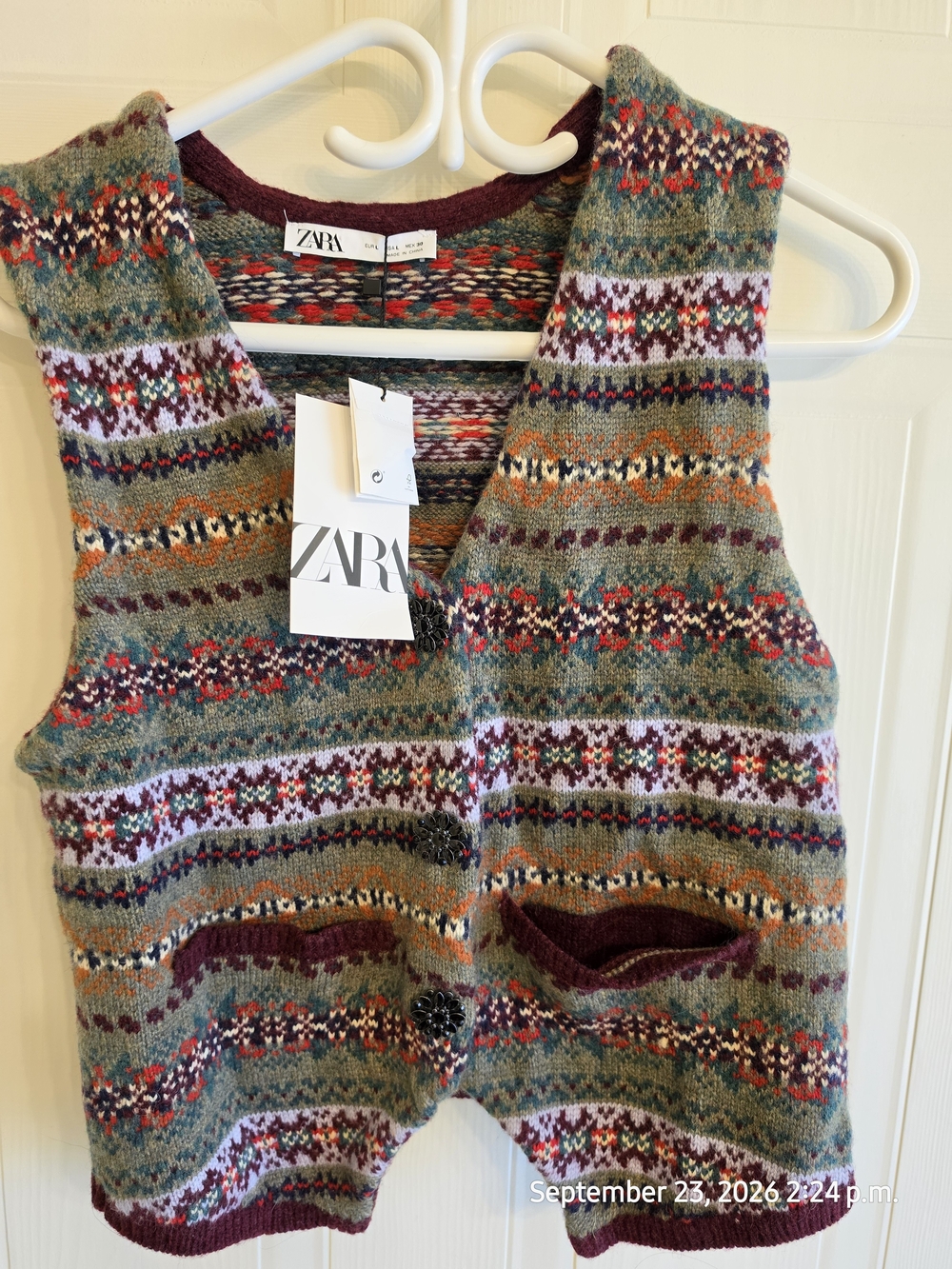 ZARA Multicolor Fair Isle Knit Vest - Green, Burgundy, Orange, Red